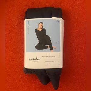 victoria velvet leggings